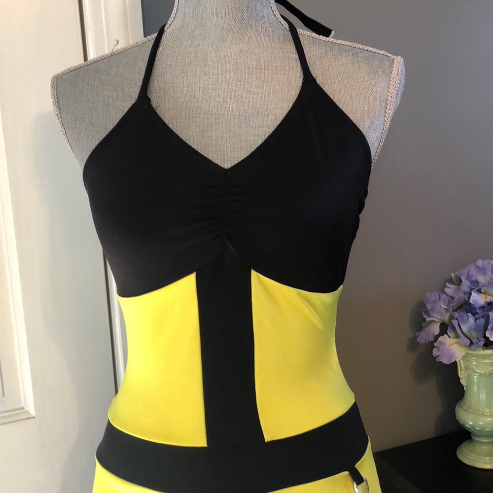 Costume Modern Funky Style
Yellow & Black Jumpsuit halter top chain dance Sz. S